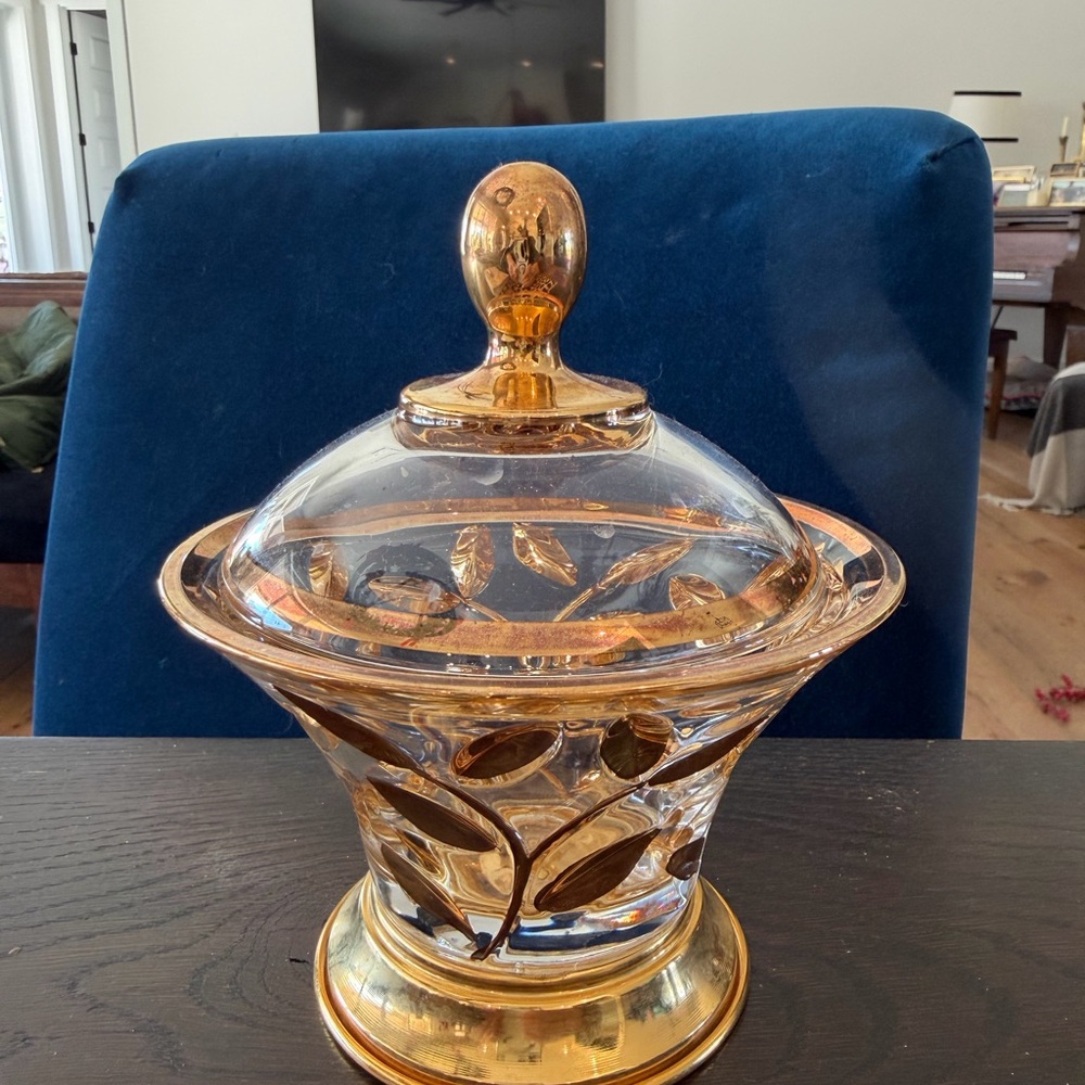 Beautiful vintage Italian gold and glass jar